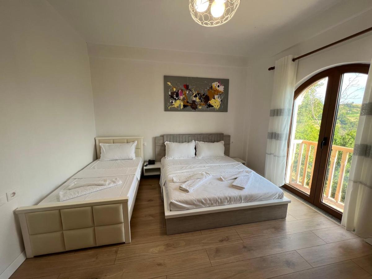 Bujtina Celiku Villa Burrel Dış mekan fotoğraf
