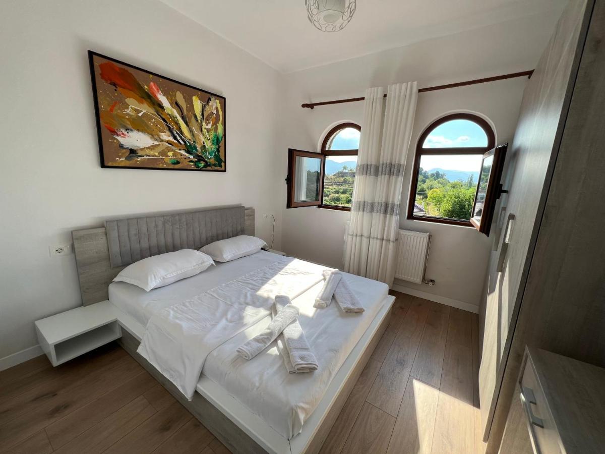 Bujtina Celiku Villa Burrel Dış mekan fotoğraf