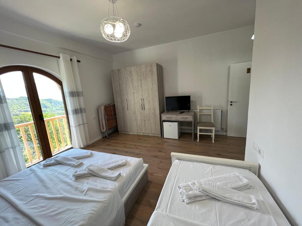 Bujtina Celiku Villa Burrel Dış mekan fotoğraf